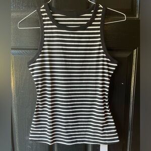 NWT Yozy stripped tank top black and white stripes Size M